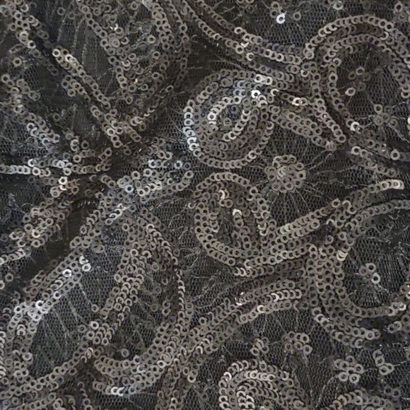 Beautiful sequence dress by Ralph Lauren 🌼☘️ - Picture 12 of 12